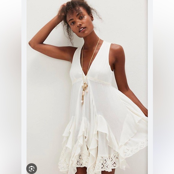 Free People Dresses & Skirts - Free People Ladies Tans Tide Tunic Cascading Ruffles Crochet Trim Mini Dress